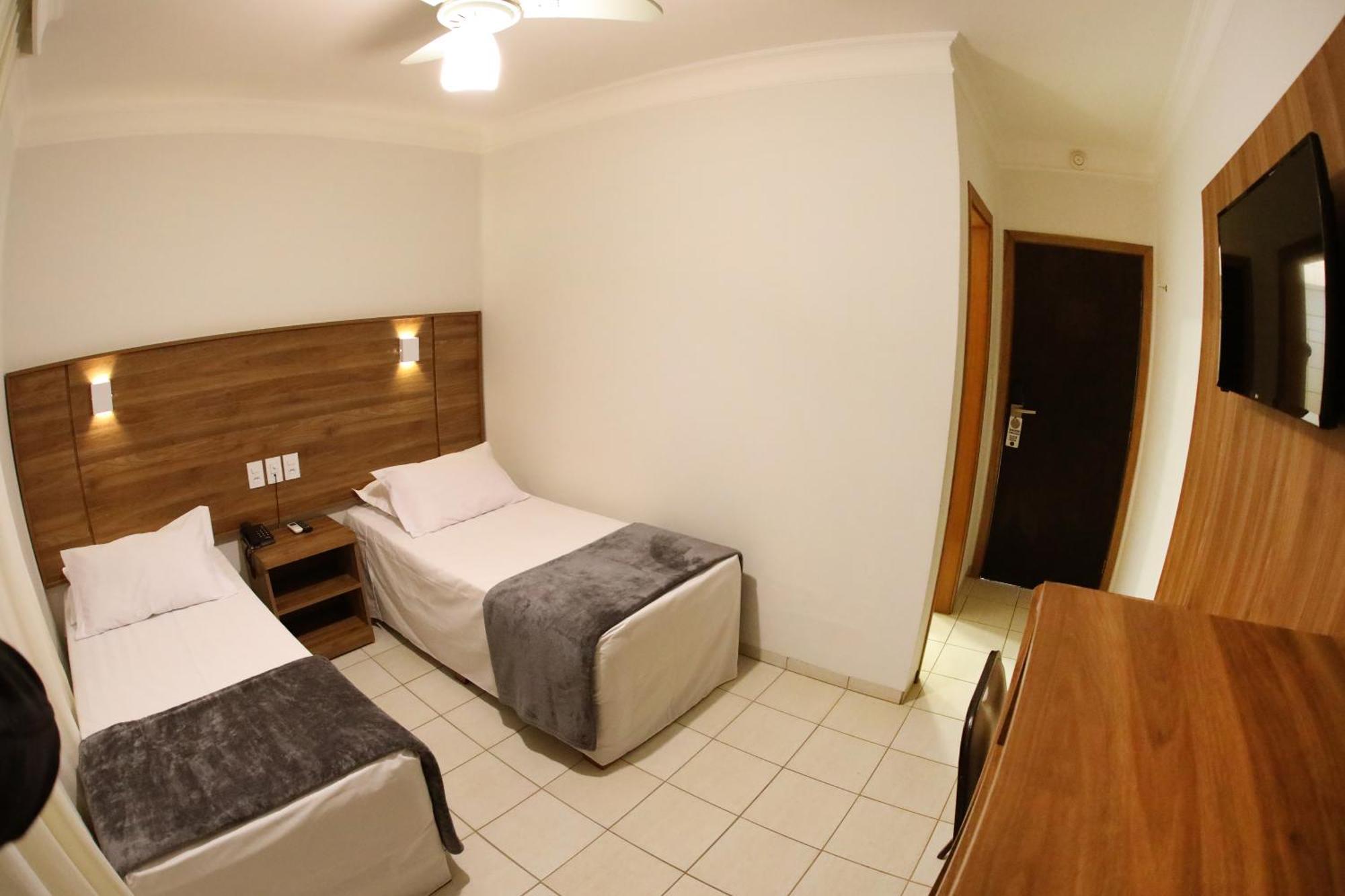 Hotel Roda D'Agua Andradina Room photo