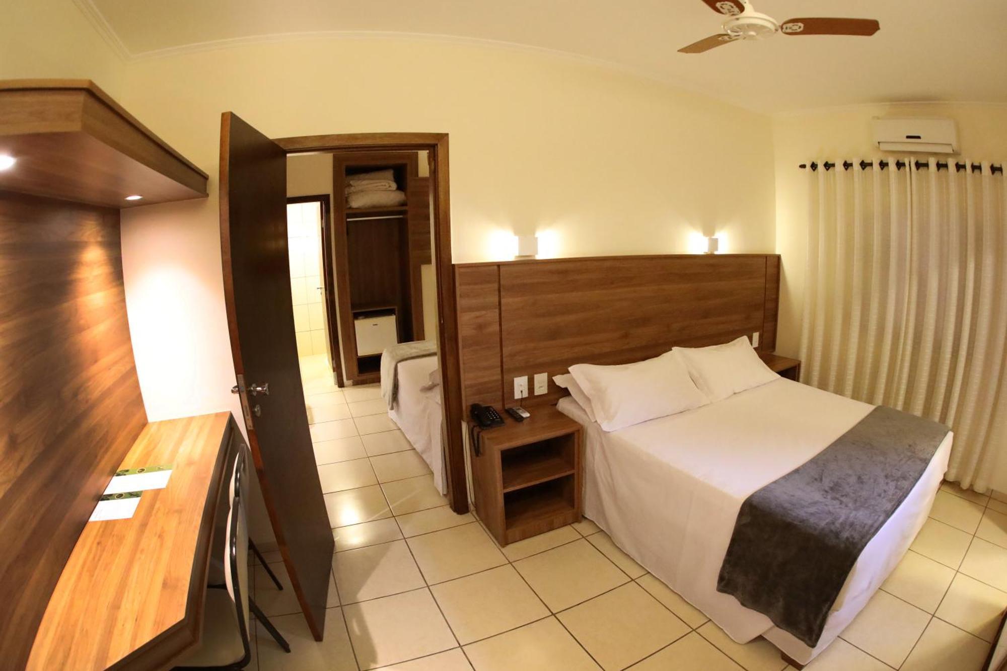 Hotel Roda D'Agua Andradina Exterior photo